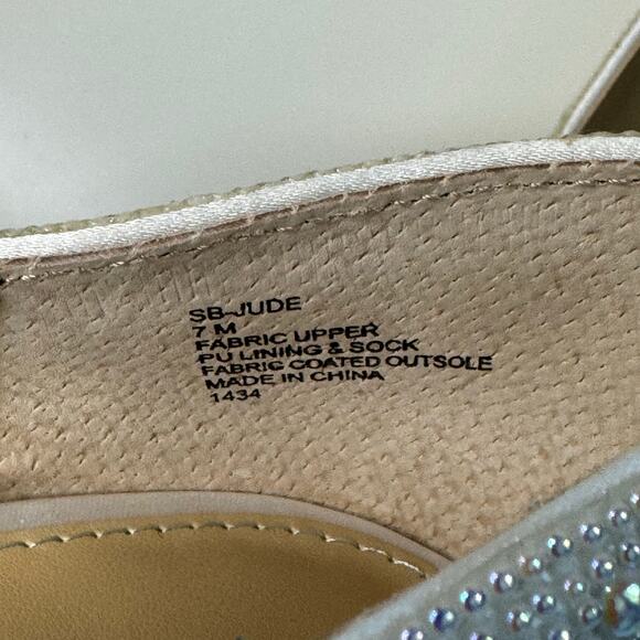 Betsey Johnson Womens White SB-Jude Pearl Beaded Ballet Flats Size 7M Wedding - Picture 8 of 10